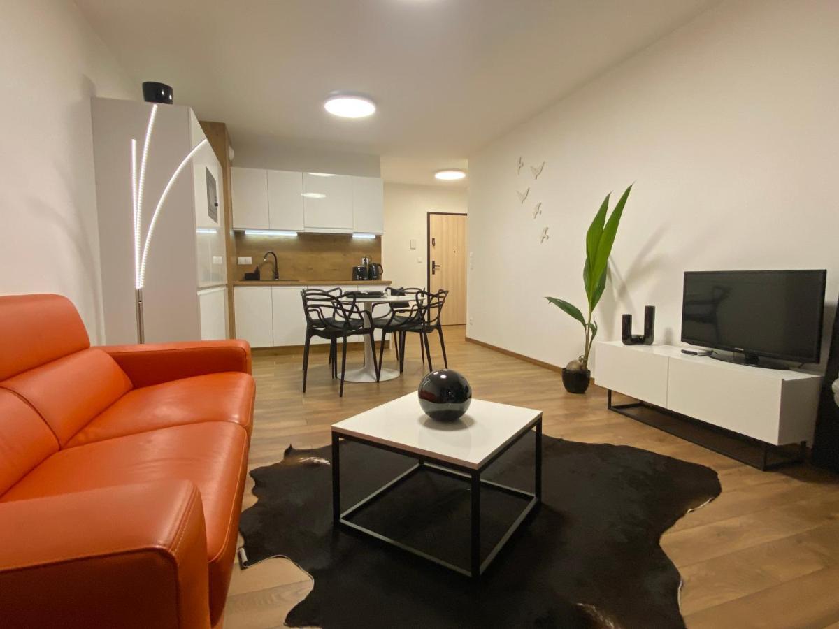 Vip Polo Apartment Gliwice Eksteriør billede