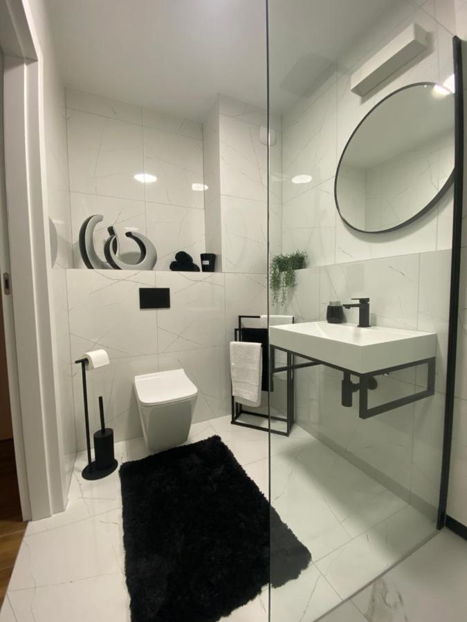 Vip Polo Apartment Gliwice Eksteriør billede